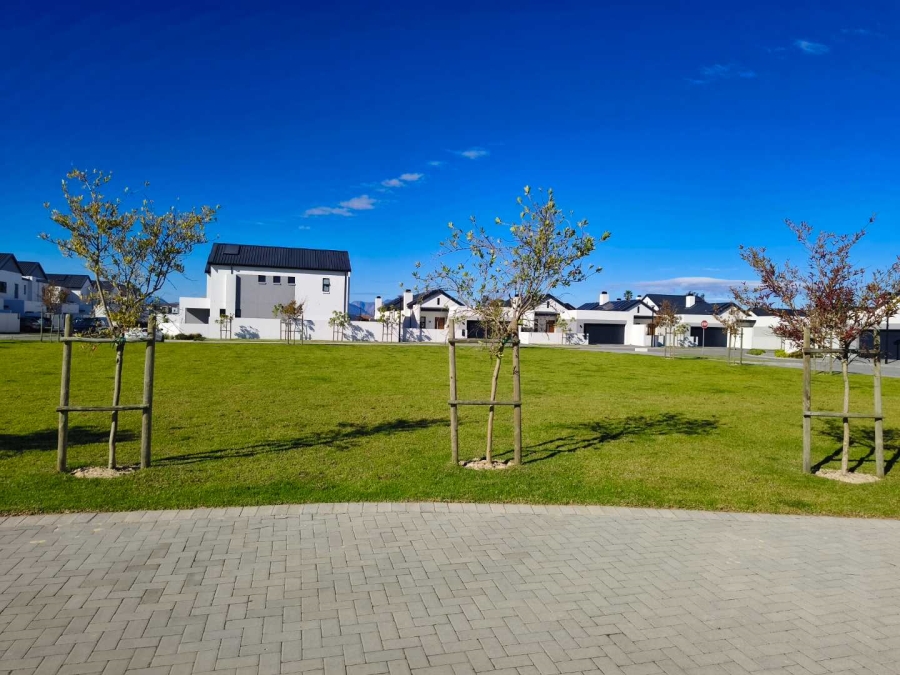 To Let 3 Bedroom Property for Rent in Kraaifontein Western Cape